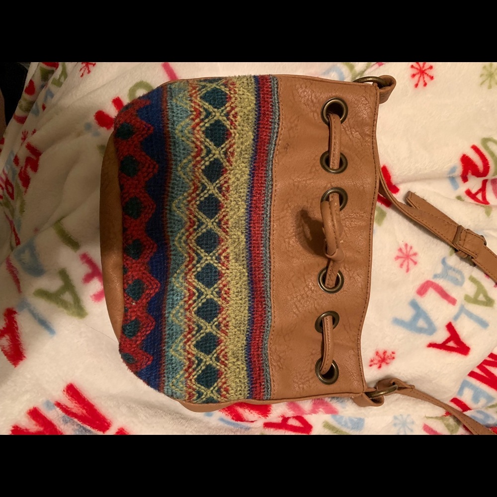 Brown/tan purse